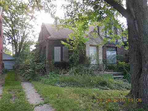 13661 Cloverlawn (3)_m.jpg